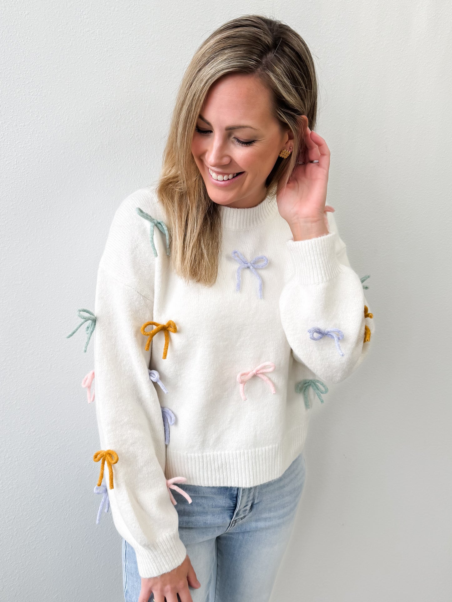 Megan Cutesy Bow Sweater