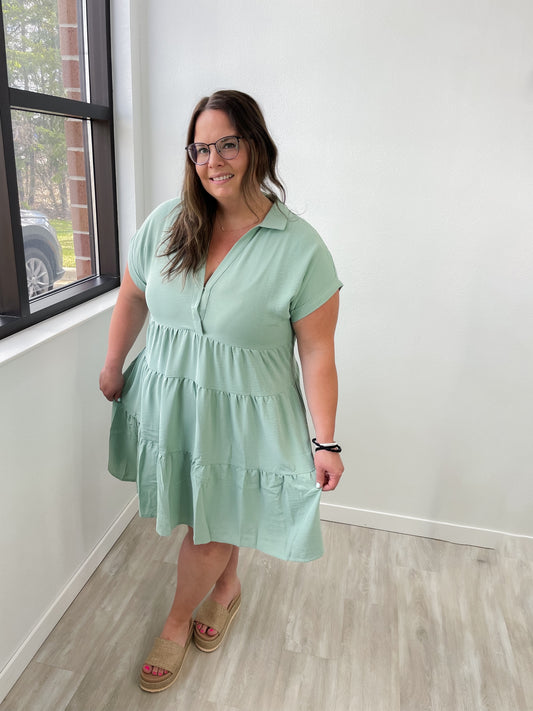Collared Tiered Dress | Curvy