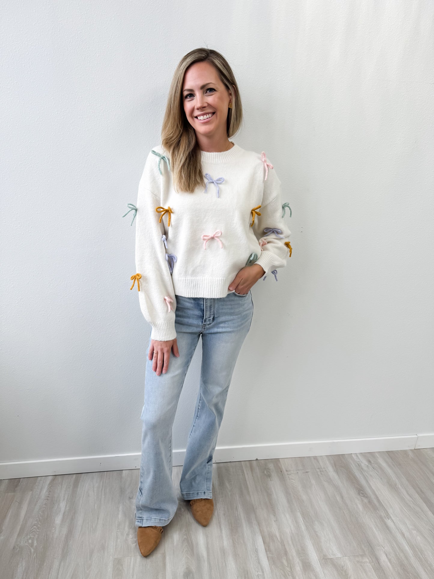 Megan Cutesy Bow Sweater